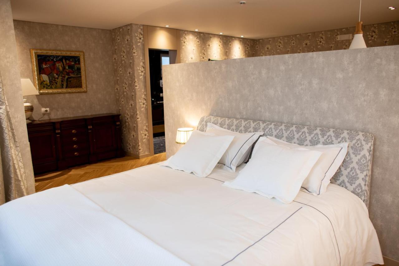 Seven Luxury Suites Тирана Екстериор снимка