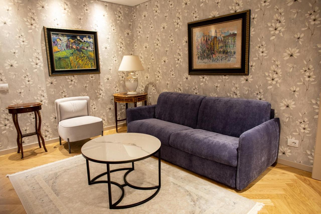 Seven Luxury Suites Тирана Екстериор снимка